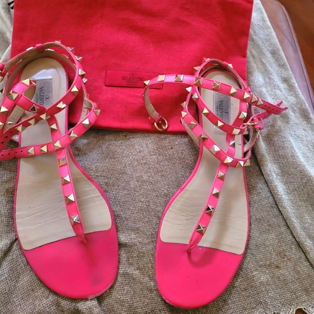 Authentic Red Valentino Garavani Rockstud Caged Leather Ankle Strap Sandals